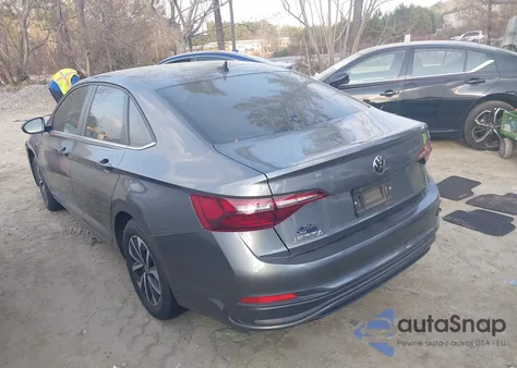 2023 Volkswagen Jetta 1.5T S z USA, uszkodzony, nr VIN 3VW5M7BUXPM005455